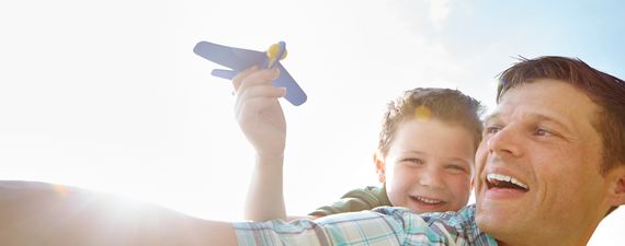 ways-earn-frequent-flyer-miles-flying