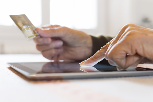 Mobile Banking Benefits, Dangers Targeted in Consumer Agency Inquiry