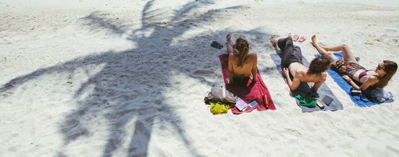 I’m Going on Vacation — Should I Use My Credit Card for Purchases or Stick to Cash?