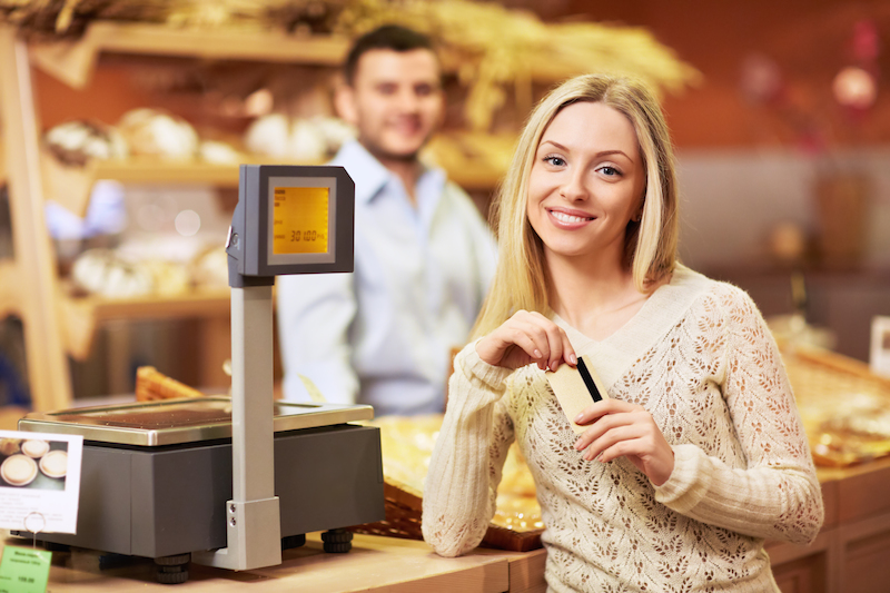 credit cards give bonus to banking customers