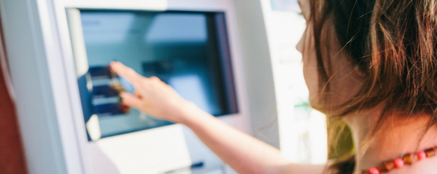 Best Apps to Find Free ATMs Near College Campuses