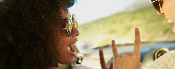 3 Ways Credit Cards Can Reduce Summer Trip Costs