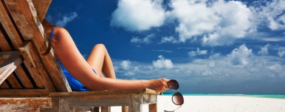 5 Credit Card Features That Might Come in Handy This Summer