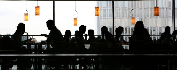 Tabletop Tech Boosts Restaurant Efficiency, Customer Security
