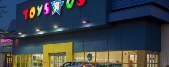 Toys R Us Stores Will Become Play Places