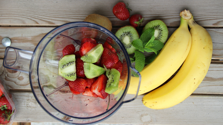 blender_fresh_fruit.jpg
