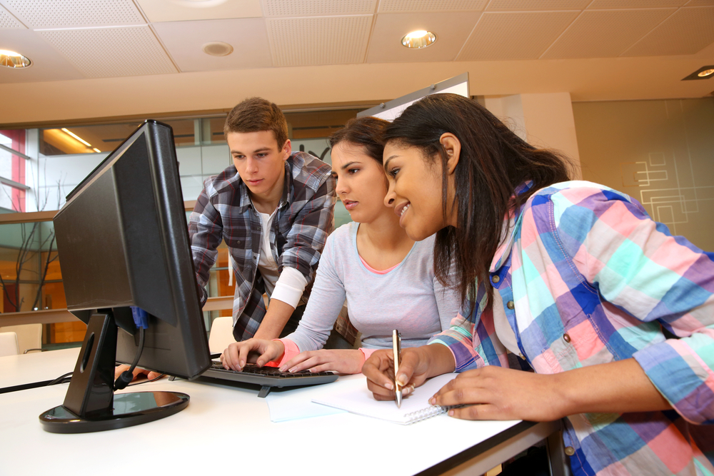 Lessons From Colleges With the Lowest Student Debt in 2013