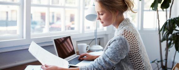 5 Ways to Get on Top of Your Student Loan Payments in 2016