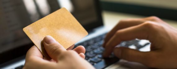 AmEx Looks at Letting You Pay With Points Anywhere Online