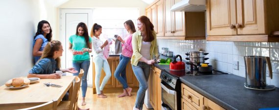 How to Live on the Cheap While Paying Off Your Student Loans