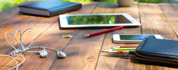 iPad Pro 9.7-inch vs. iPad Pro 12.9-inch: Which Size Fits You?