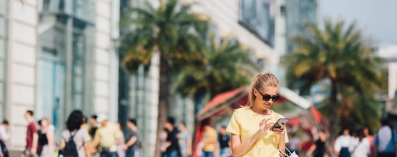 3-places-buy-cell-phone-wireless-carrier