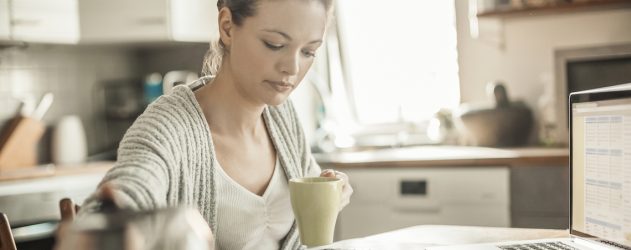 how to manage money as freelancer