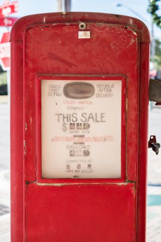 Gas pump